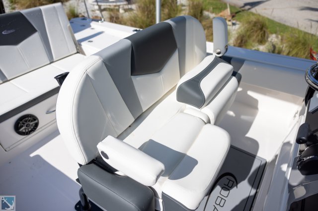 New 2024 Robalo  Boat for sale